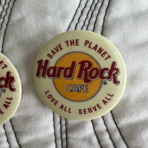 Vintage Hard Rock Cafe Button / Pin - Lot of 2 - Picture 3 of 4